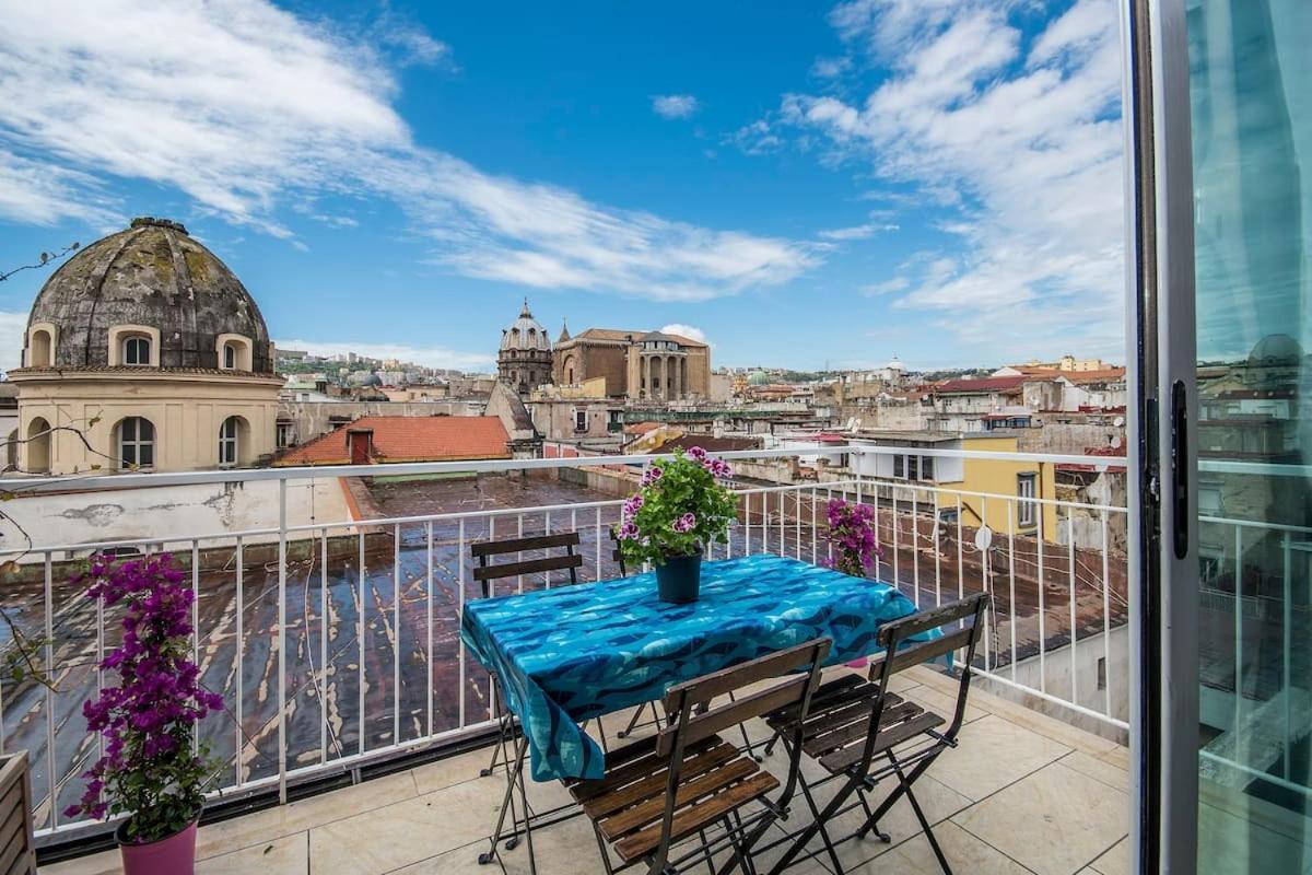 B4 Big Apartment With Terrace And View In Hystorical Centre Napoli Dış mekan fotoğraf